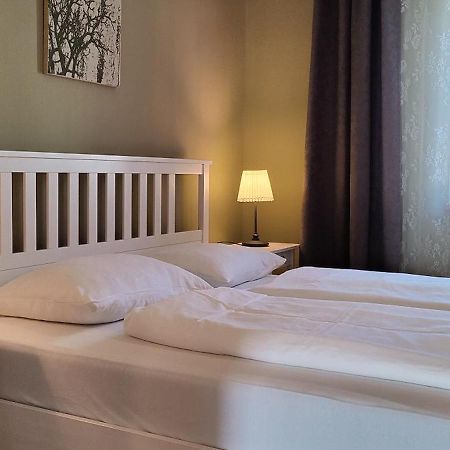 Sabines Apartments Ferienwohnungen Frauenkirchen Eksteriør billede